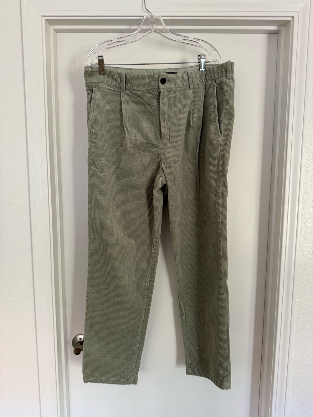 H&M Men's Corduroy Pants in Olive Green